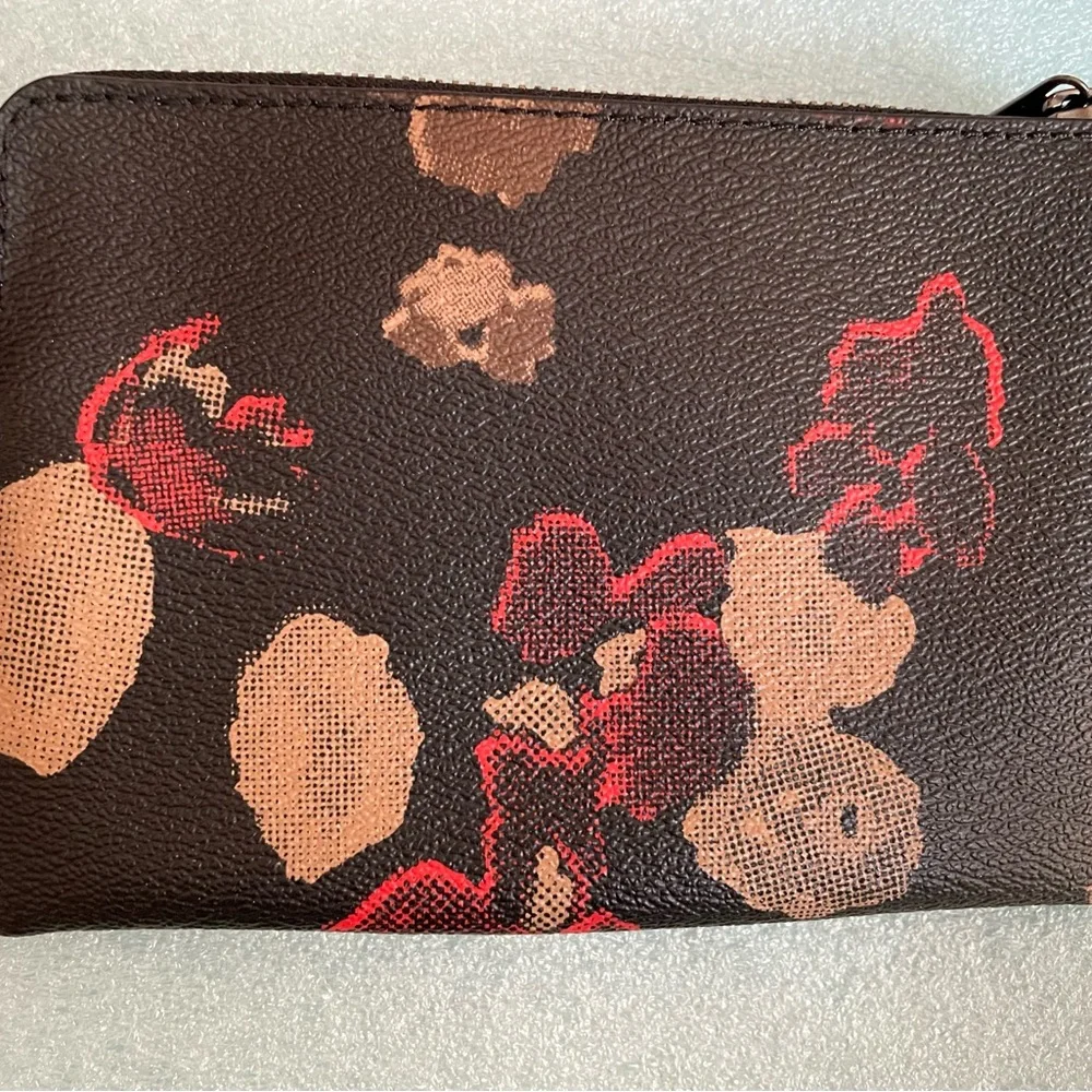 Floral print Coach zip wristlet, NWT - Picture 2 of 3
